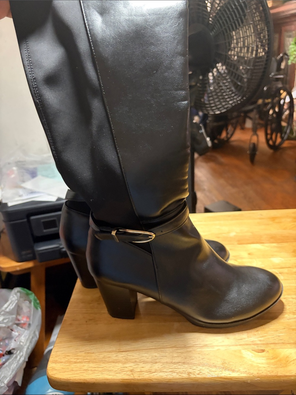Women's Black Mid-Calf Heel Boots